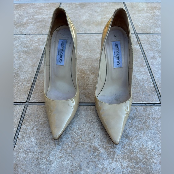 Jimmy Choo Beige Patent Leather - Picture 2 of 15